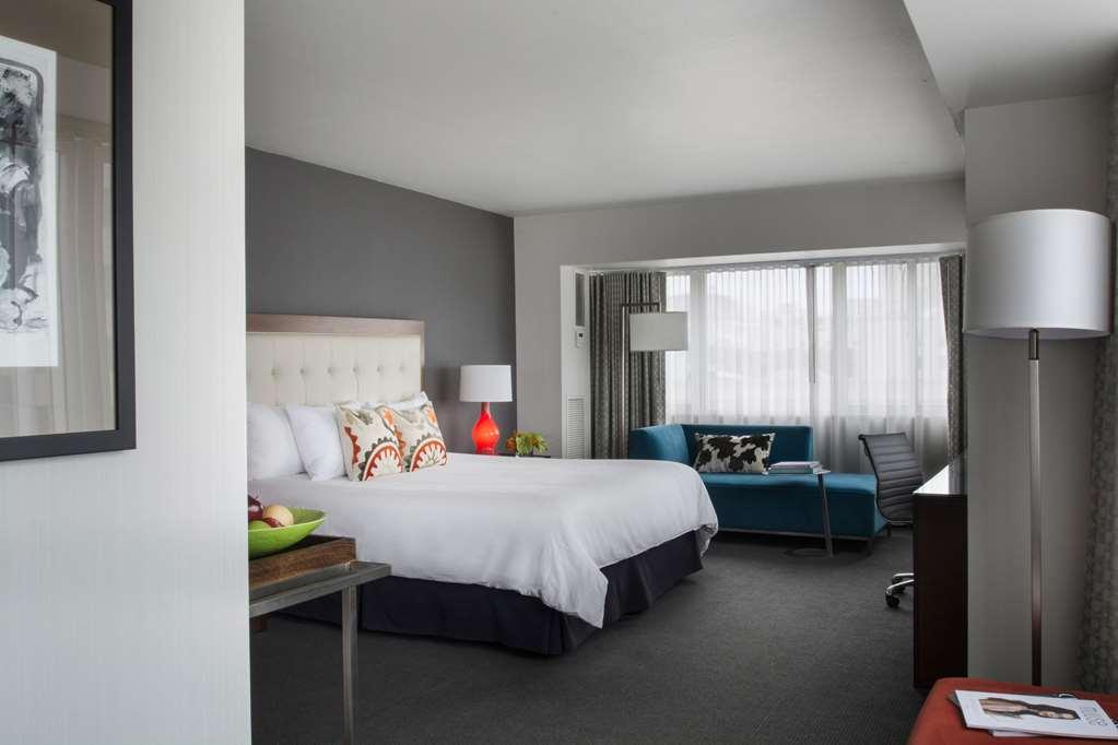 โรงแรมมูราโน อะ โพรเวอแนนซ์ โฮเต็ล ทาโคมา ห้อง รูปภาพ A guest room at the Hotel Commonwealth