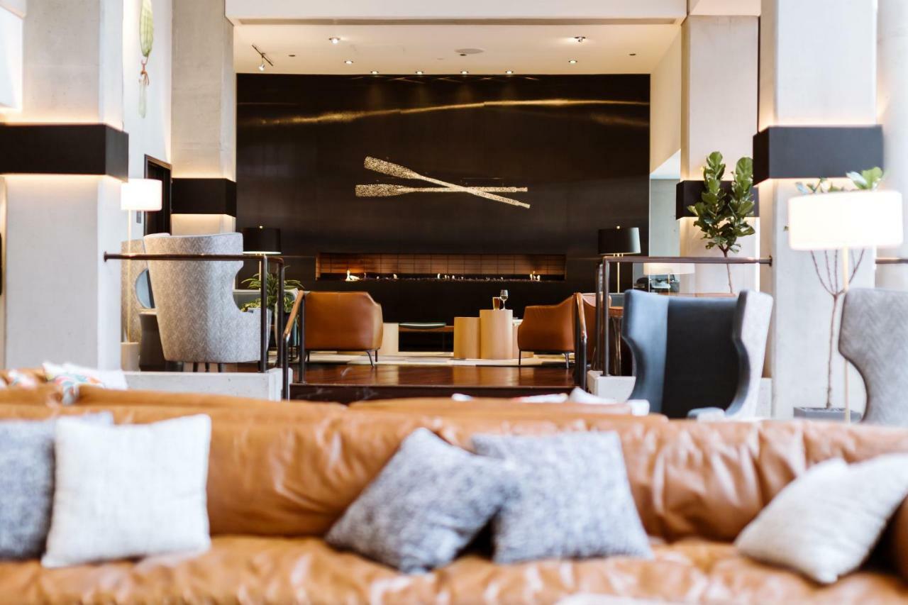 โรงแรมมูราโน อะ โพรเวอแนนซ์ โฮเต็ล ทาโคมา ภายนอก รูปภาพ The lobby of the hotel