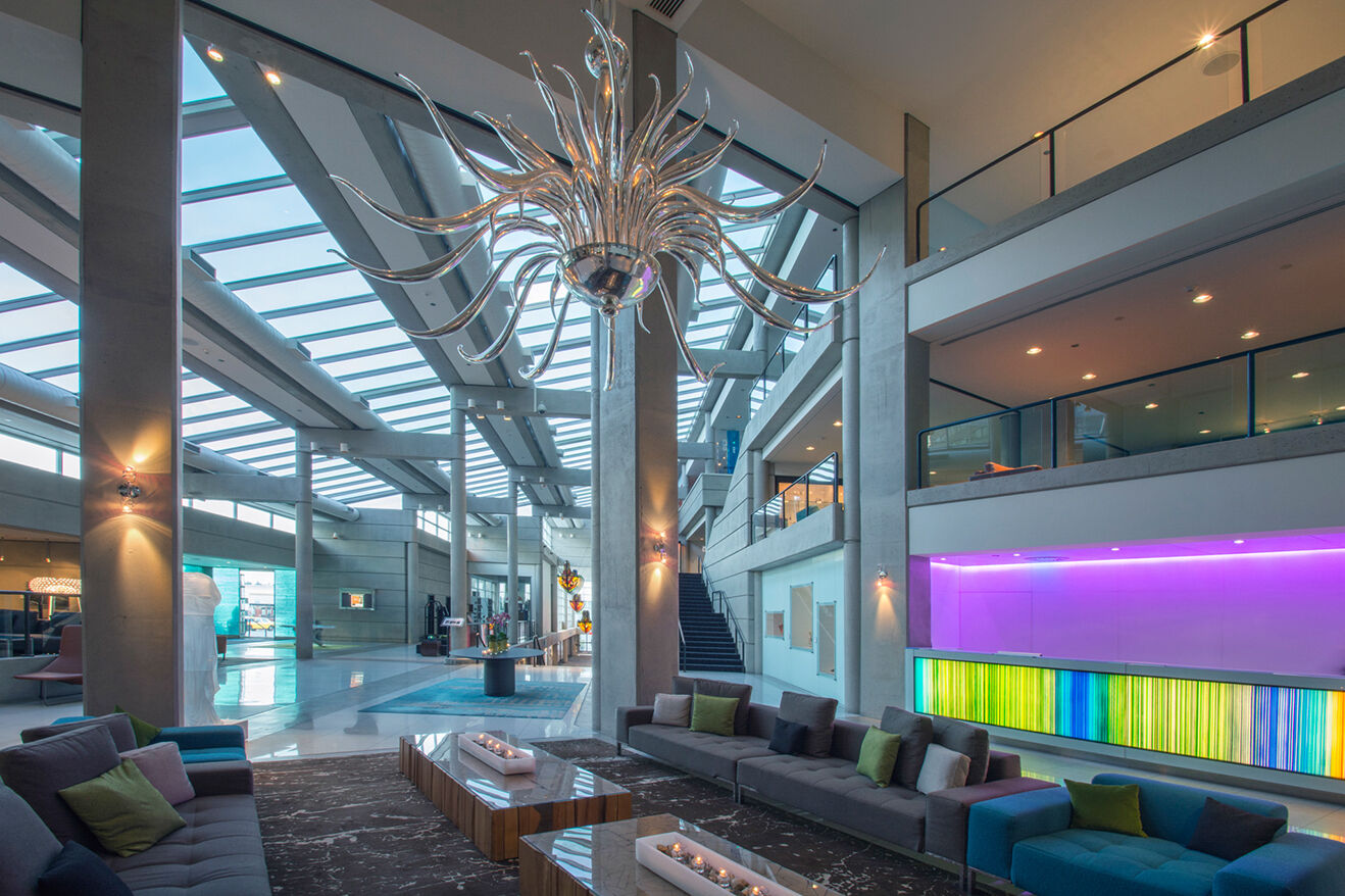 โรงแรมมูราโน อะ โพรเวอแนนซ์ โฮเต็ล ทาโคมา ภายนอก รูปภาพ The lobby of the Renaissance Boston Harbor Hotel